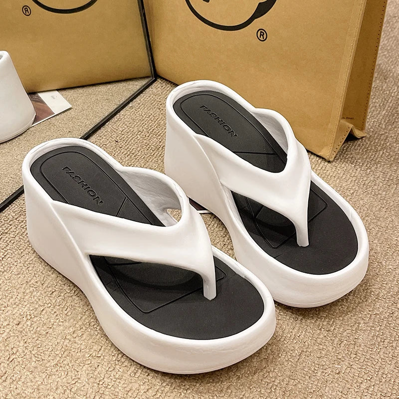 2025Unique Fashion Thick Sole Flip flops